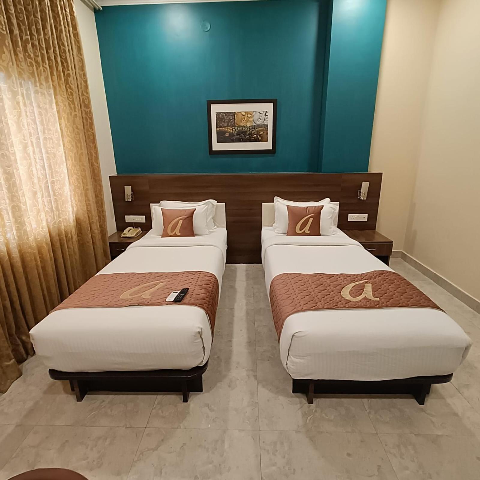 Astra Hotels & Suites Whitefield Near To Nallurahalli Metro Station And Ktpo Bangalore Exterior photo