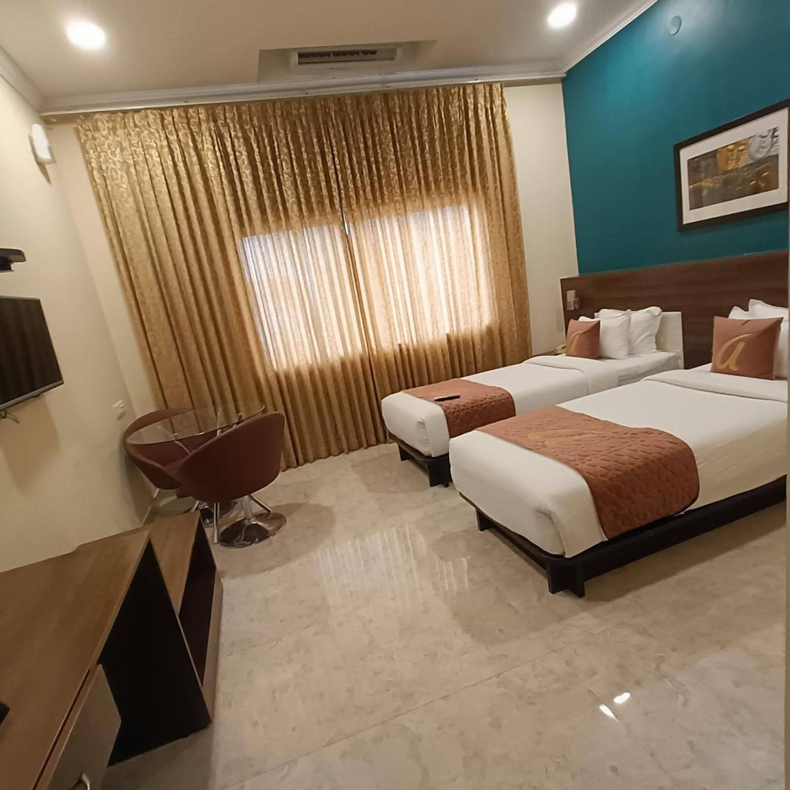 Astra Hotels & Suites Whitefield Near To Nallurahalli Metro Station And Ktpo Bangalore Exterior photo